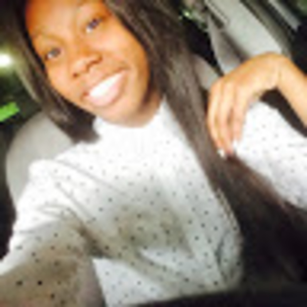 Meet your Posher, Makayla